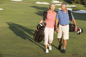 Warum laut einer Studie Laufen beim Golf gesund ist